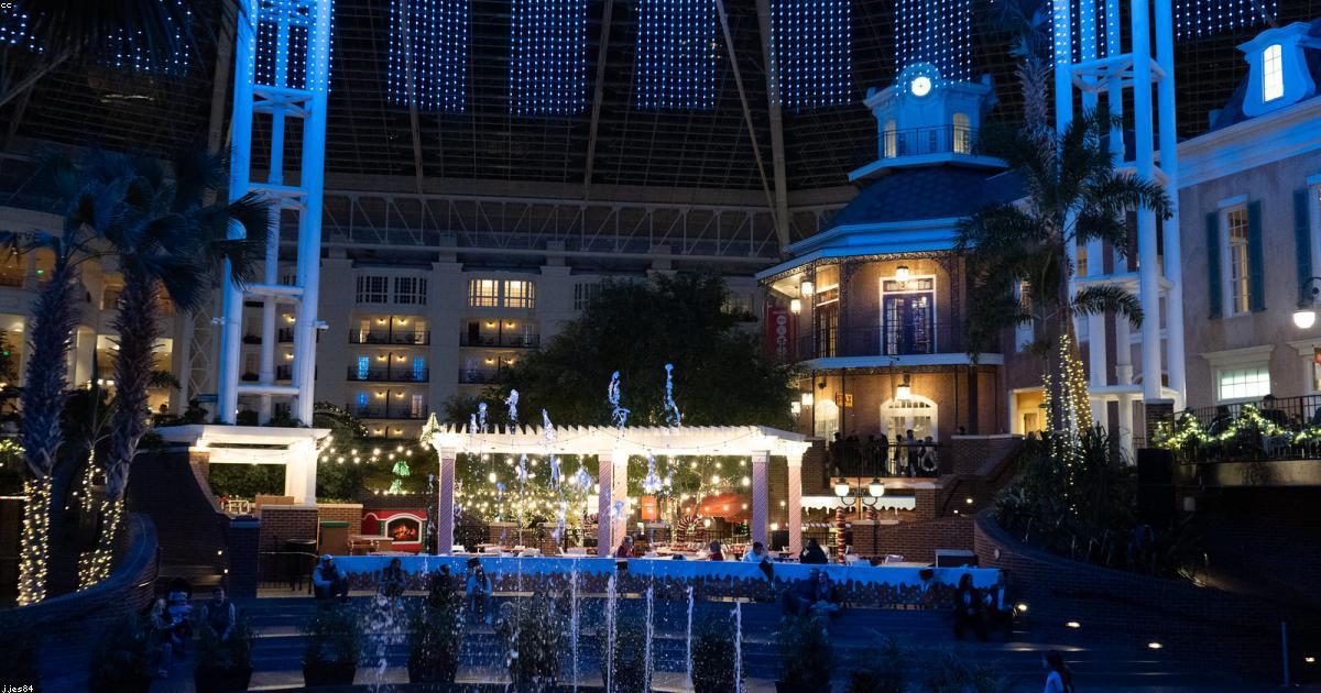 Reno Happy Hours Open Right Now: How to Find What's Active